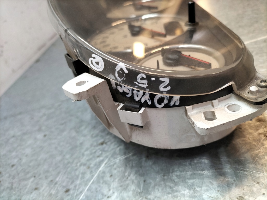 фото №5, Счетчик приборы chrylser voyager iv 2.5 crd r528ac xyz