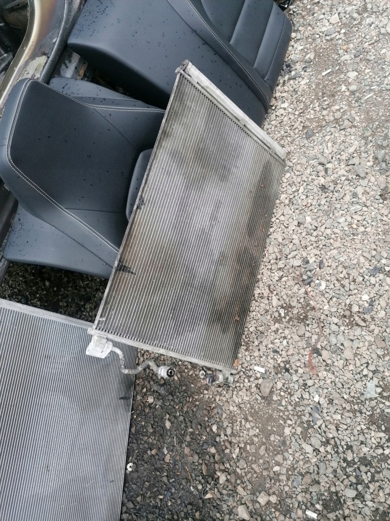 Mercedes x253 glc рестайлінг  радіатор води кондиціонер 2.0cdi Зі Шроту