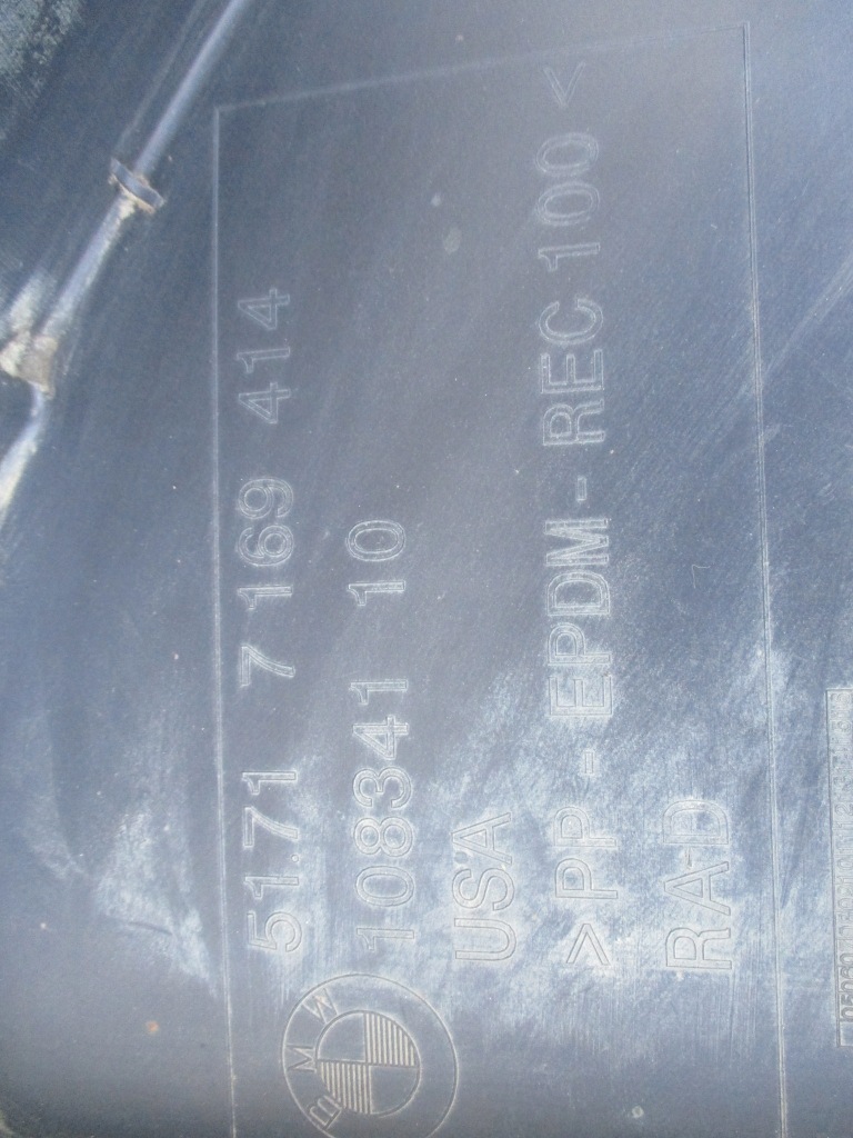 Bmw x5 e70 подкрылок правый перед правое передние 7169412 7186414 Киев