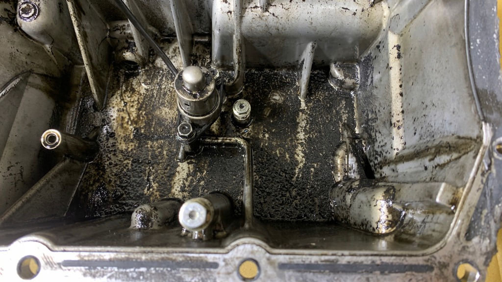 Поддон масляная opel insignia astra 2.0 cdti 55582918 с Разборки