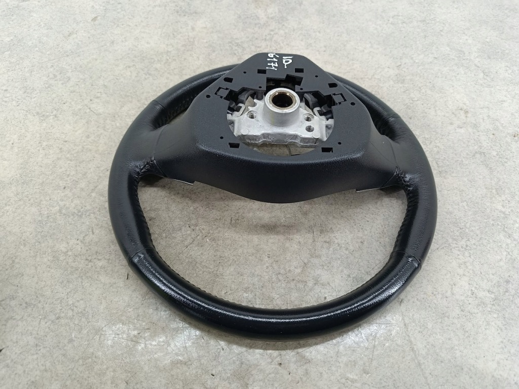 Руль с подушка subaru forester 3 gs120-02880 в Украине