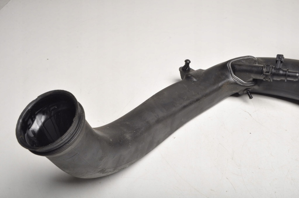 фото №4, Volvo xc70 ii 2.4 d5 215km труба повітрозабірник повітря 31657655