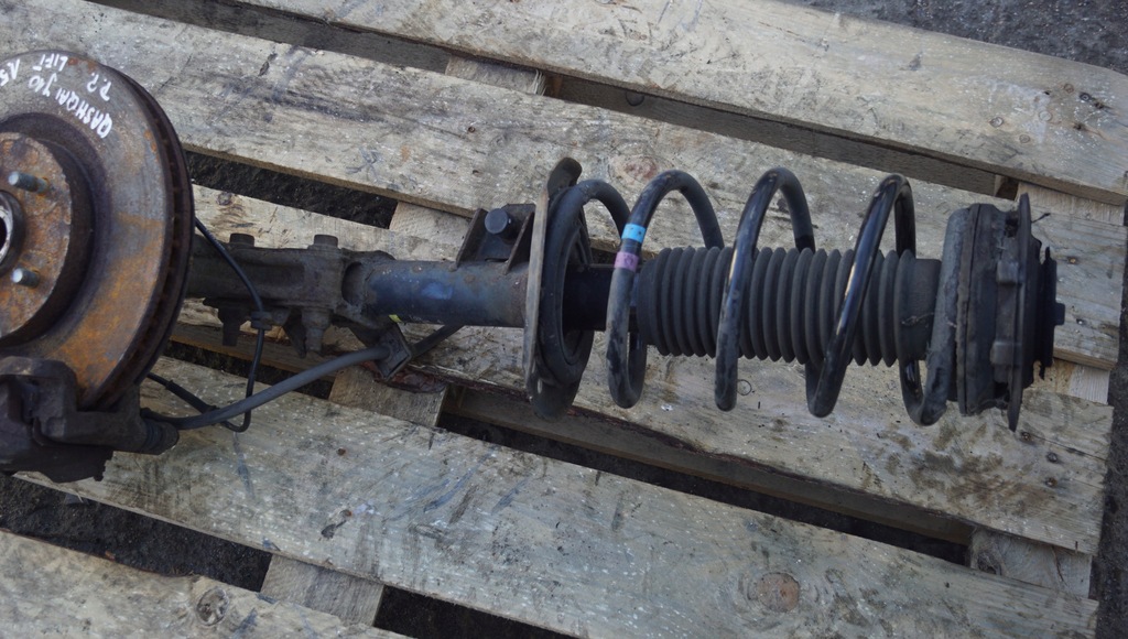 фото №6, Поворотный кулак правый перед nissan qashqai j10 lift 1.5