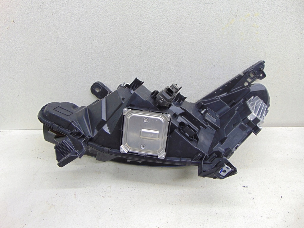 фото №4, Правая передняя лампа 260103507r renault clio 5 v lift