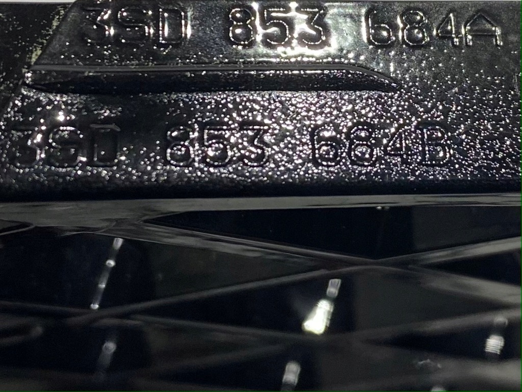 фото №7, Bentley continental gt решётка радиатора 3sd853684a 3sd853684b 3sd853683c 3sd853683e