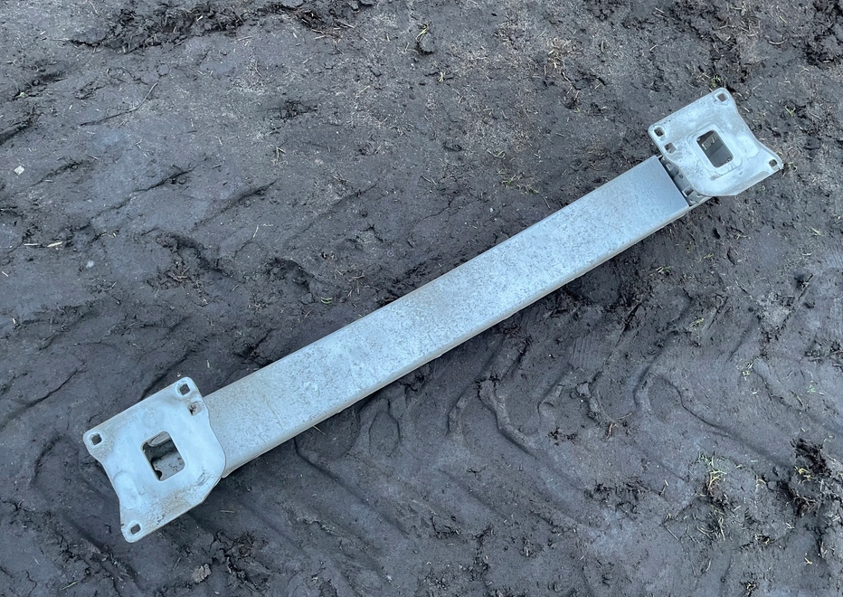 фото №1, Land rover evoque pod бампер l538 балка задняя