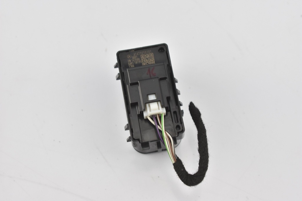 фото №16, Переключатель стекло mercedes-benz оригинальный номер a1679050201