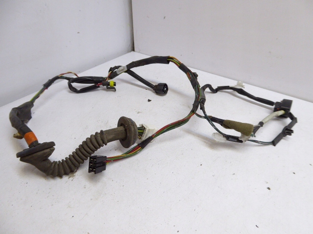 фото №1, Avensis t22 97-03 джгут двері задня права