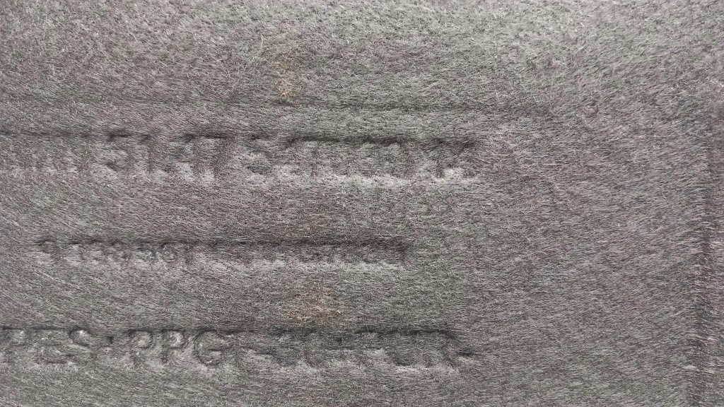 фото №4, Bmw 1 e81 lift килимок підлога обшивка багажника 10 r