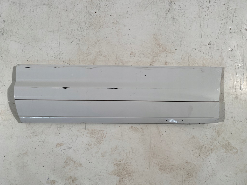 фото №1, Porsche cayenne 7p5 молдинг дверь левый задняя