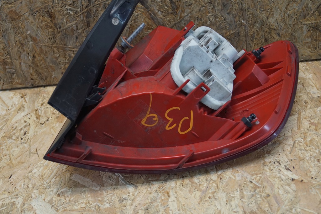 фото №12, Лампа лівий задня audi a6 c6 lift led kombi