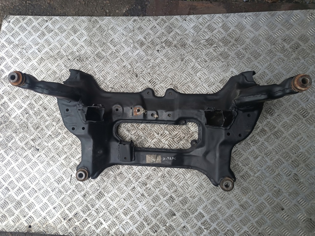 фото №1, Балка підвіска підрамник підрамник перед nissan x-trail 2.2 dci t30 4x4