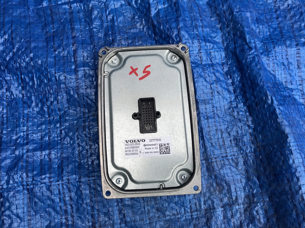 фото №1, Volvo перетворювач модуль лампи 22771510