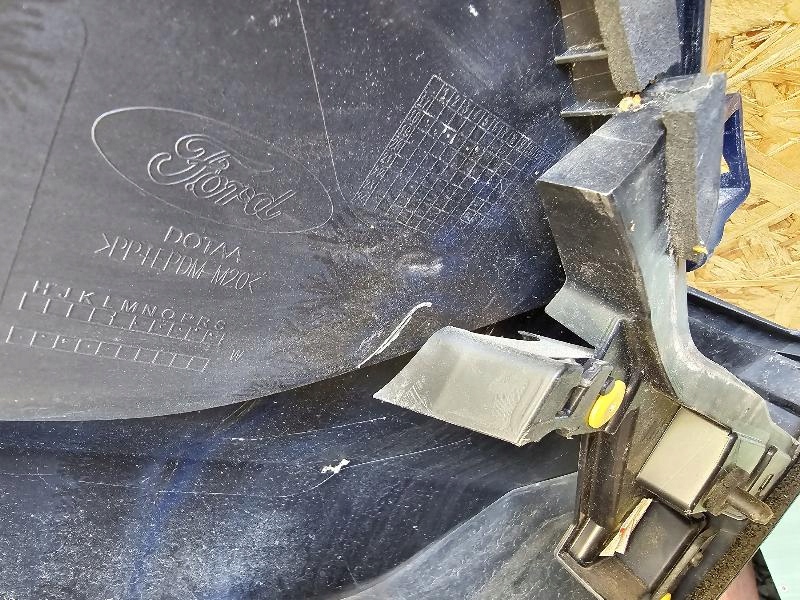 фото №11, Ford mondeo mk5 mk-5 ds73-f423a40-e накладка крышки багажника задняя задняя