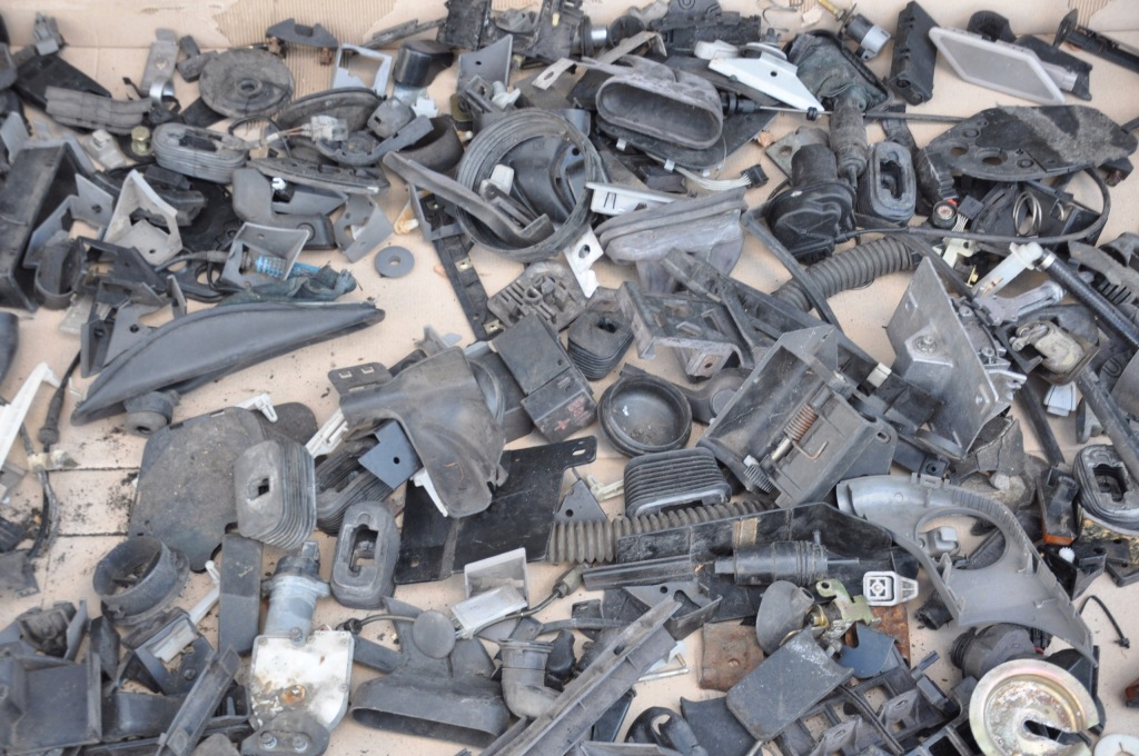 фото №9, Bmw e31 840 850 разные пластики do автомобиля