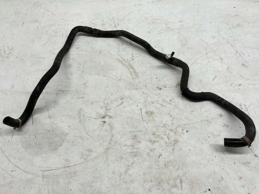 фото №2, Rav4 v гибрид пабтрубок  воды труба шланг