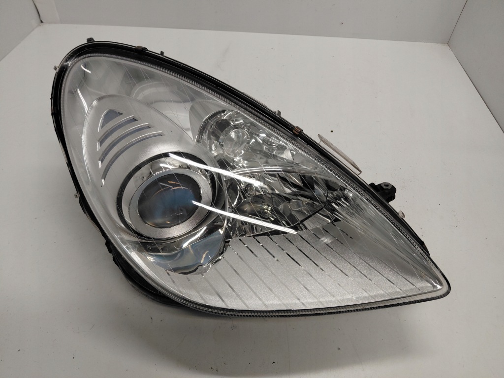 фото №1, Mercedes slk w171 r171 ксенон лампа правая idealna