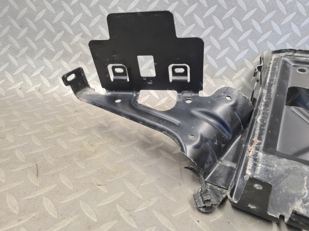 Основа полиця акумулятор insignia ii b 84221669 Зі Шроту