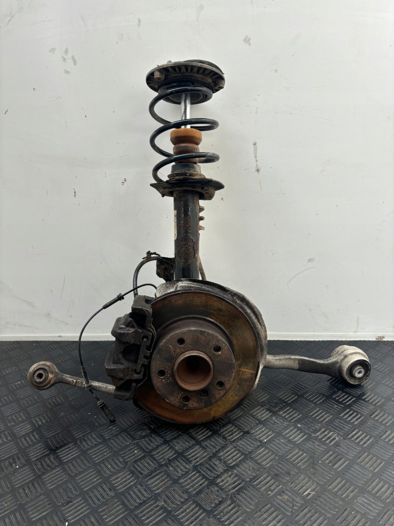 фото №1, Bmw f20 поворотний кулак macpherson правий перед 6792286