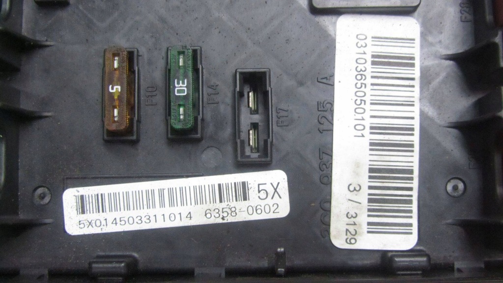 фото №5, Audi q3 8u 2.0 коробка предохранителей 3c0937125a