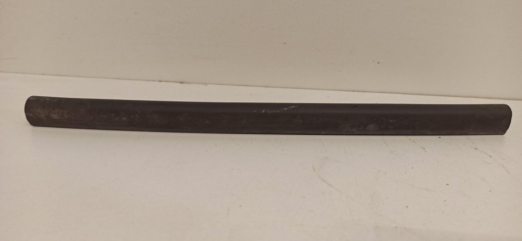 фото №1, Vw tiguan ii прокладка капот 5na823709