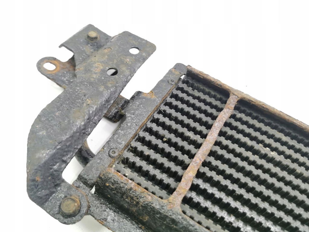 Mitsubishi outlander 2009 радіатор пального Недорого