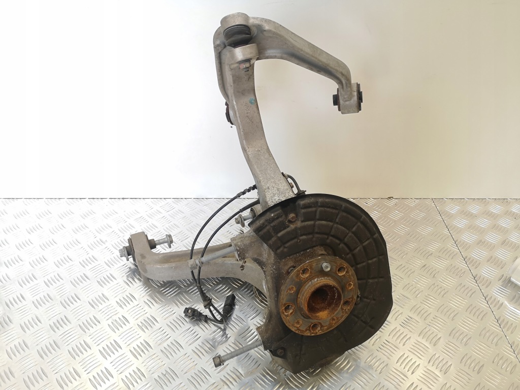 фото №1, Поворотный кулак рычаг левый перед maserati quattroporte vi