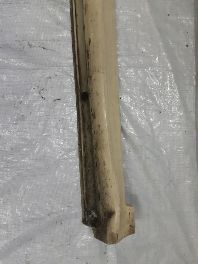 фото №4, Mercedes b w245 порог молдинг порог правая