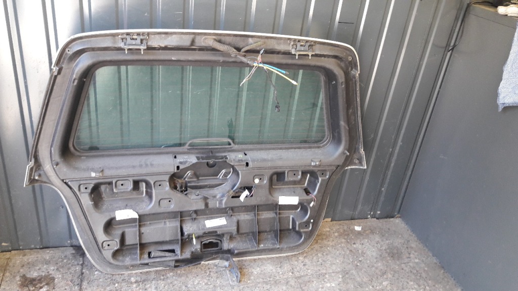 Купить Крышка багажника задний  mercedes w168