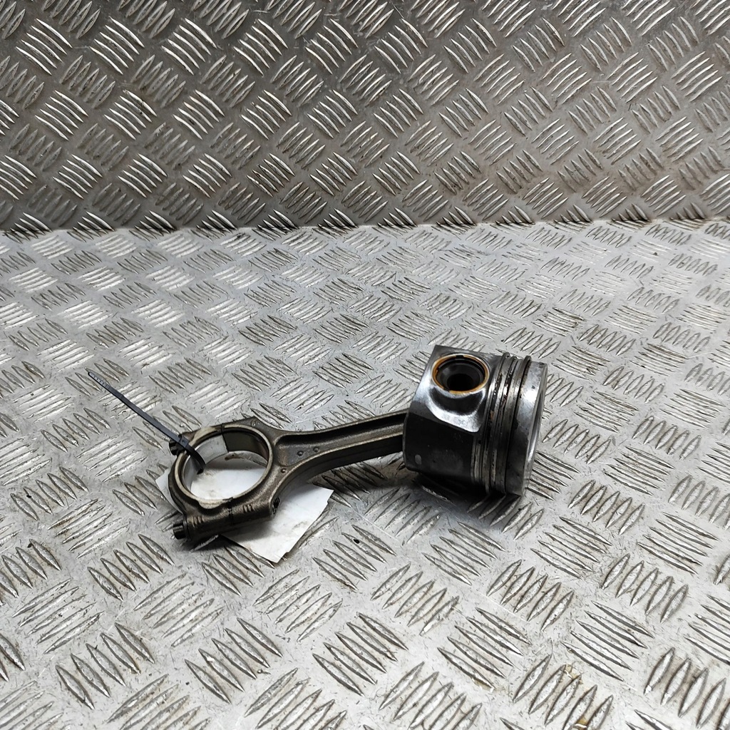 фото №3, Volvo s90, v90 2017 поршень