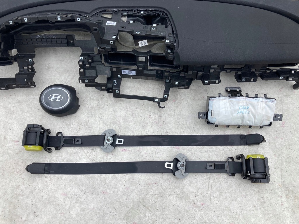 фото №5, Hyundai elantra приборная панель приборная панель консоль подушки безопасности ремни