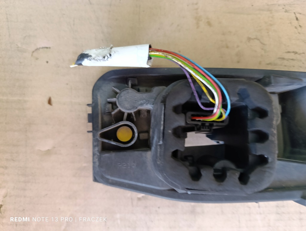 фото №10, Вкладыш лампы задняя колодка левый peugeot 308 kombi sw