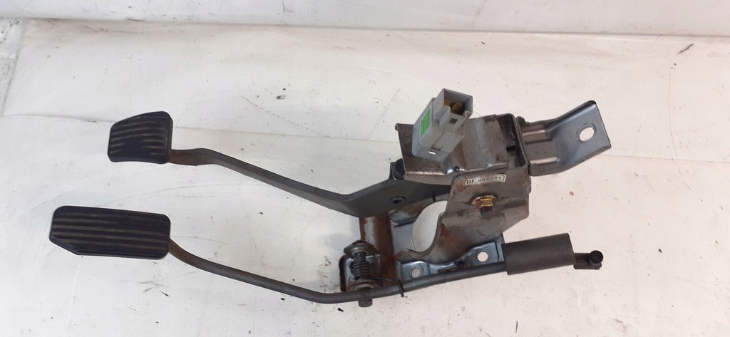 фото №4, Daewoo kalos педаль тормоза газа