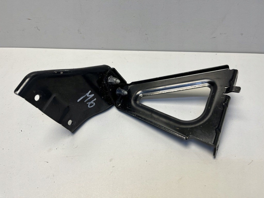 фото №1, Bmw i4 2025 ліва сторона інше частини відсік двигуна