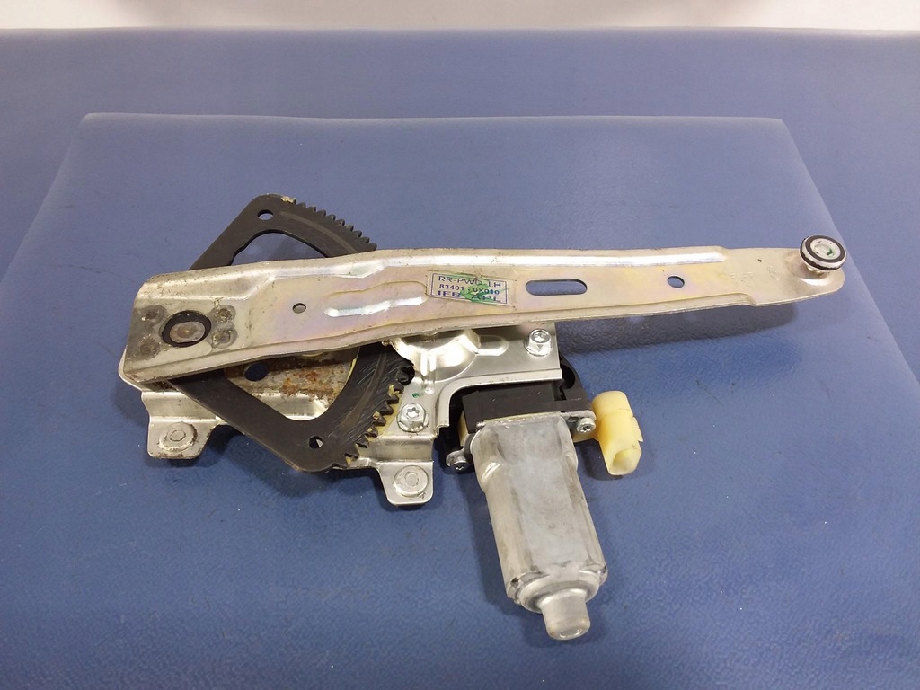 фото №4, Hyundai i10 i 5d подъемник задний левый 83401-0x010