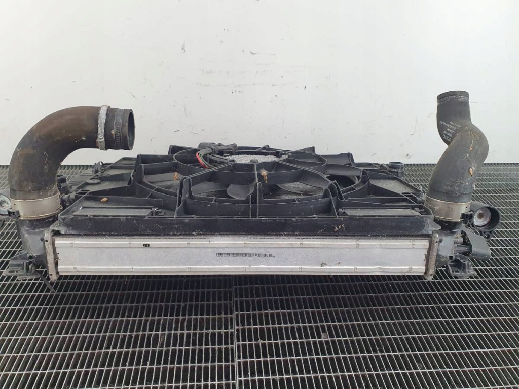 Комплект радиатор радиатор воды кондиционера вентилятор вентилятор volvo xc40 Оригинал