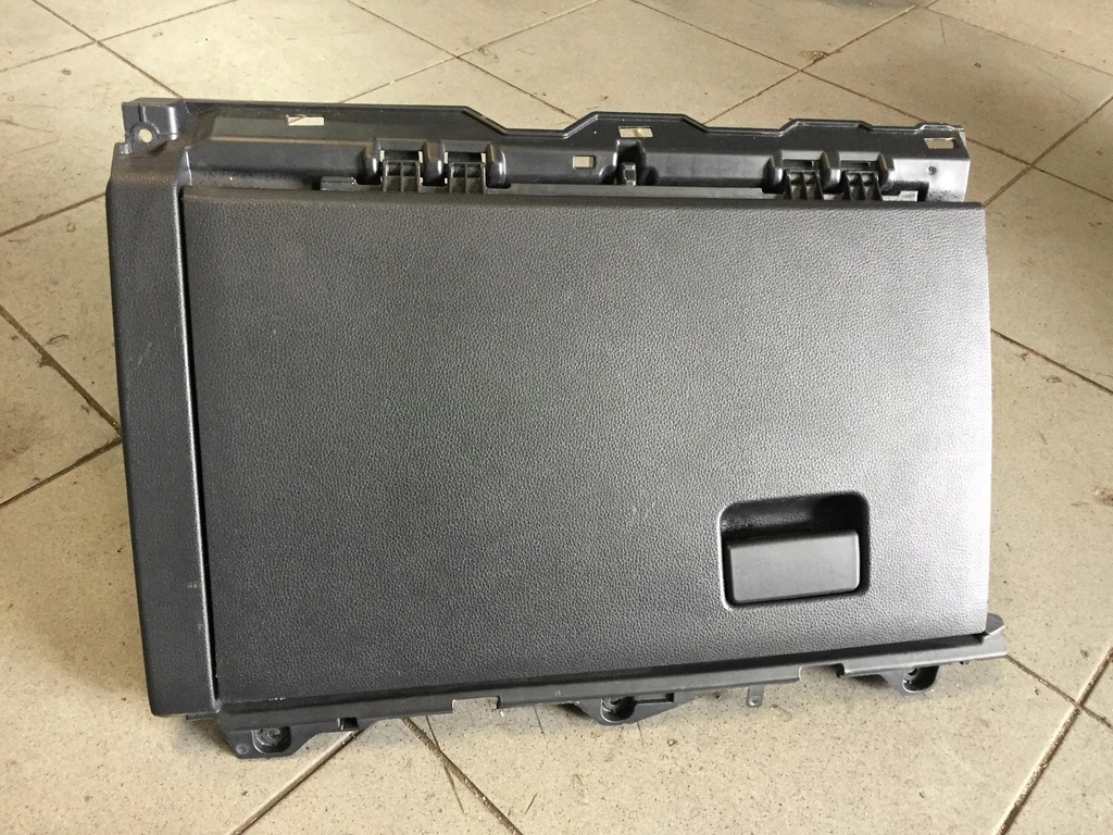 фото №1, Toyota corolla e21 18- бардачок