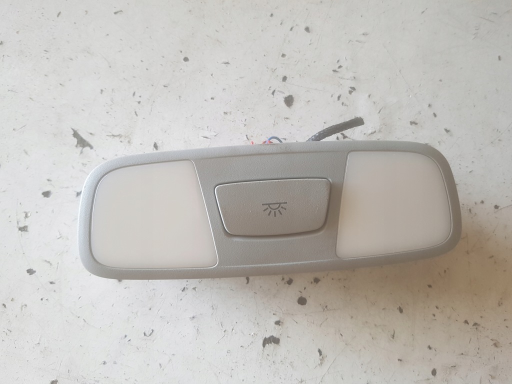 фото №1, Audi q2 16r- лампа потолочный