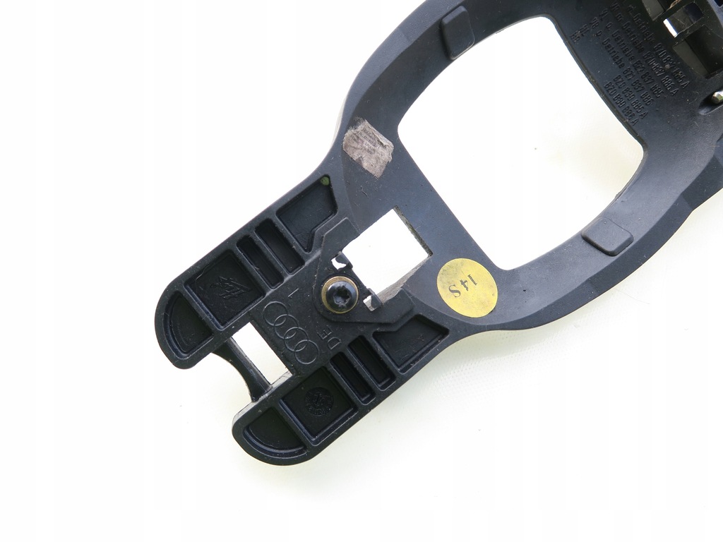 фото №4, Рамка ручка перед audi a2 8z