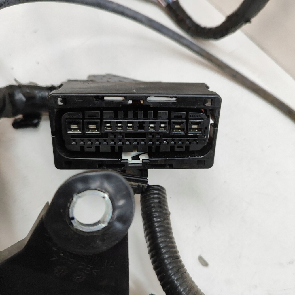 фото №8, Lexus ux 2020 джгут трубопровід двигуна