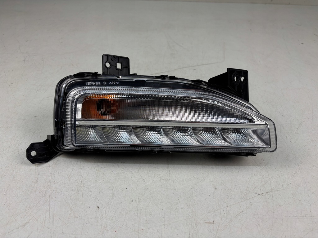 фото №1, Противотуманная фара поворотник правый vw t-roc 2ga 2ga941056c