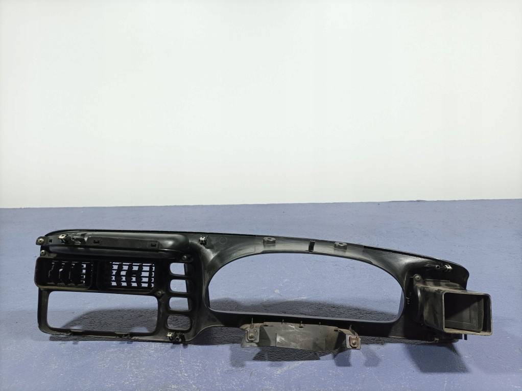 фото №7, Suzuki grand vitara i 98- рамка корпус спидометра решётки обдув