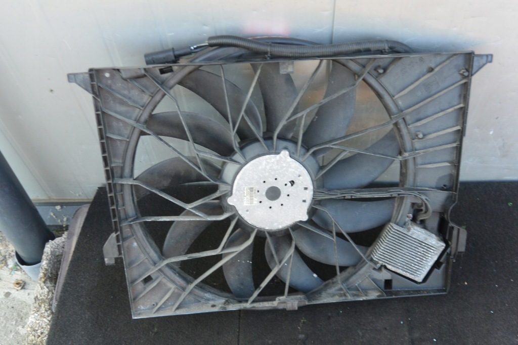 Вентилятор радиатора 850 wat mercedes w211 w219 Недорого