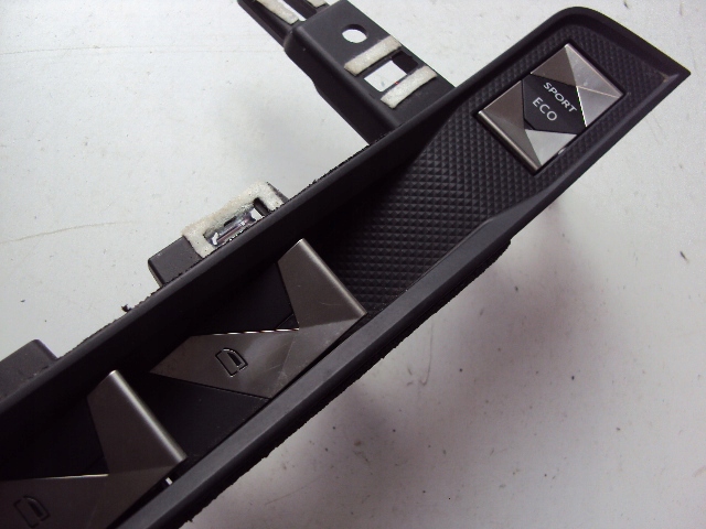 фото №4, Панель вікон citroen ds7