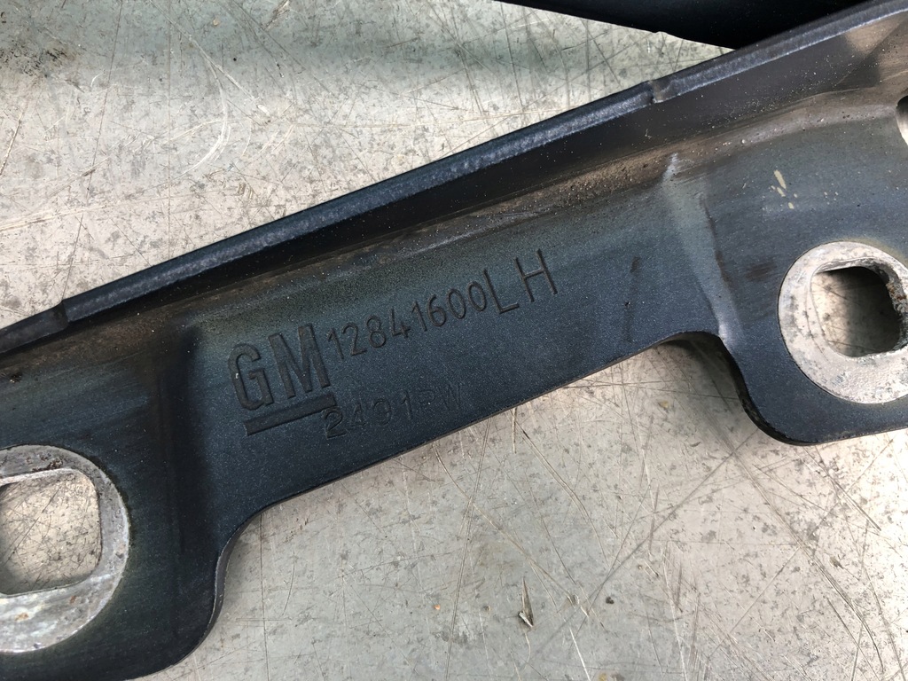 фото №3, Opel insignia a петли капот комплект