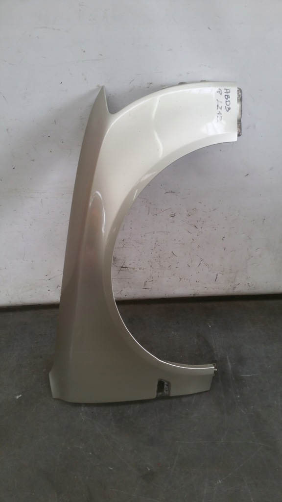 фото №1, Крыло правый lz1z audi a8 d3