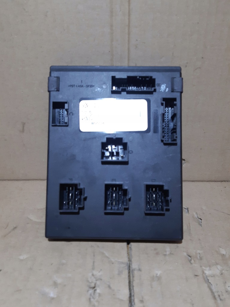 фото №1, Audi a5 8t a4 модуль блок керування комфорту 8k0907063m