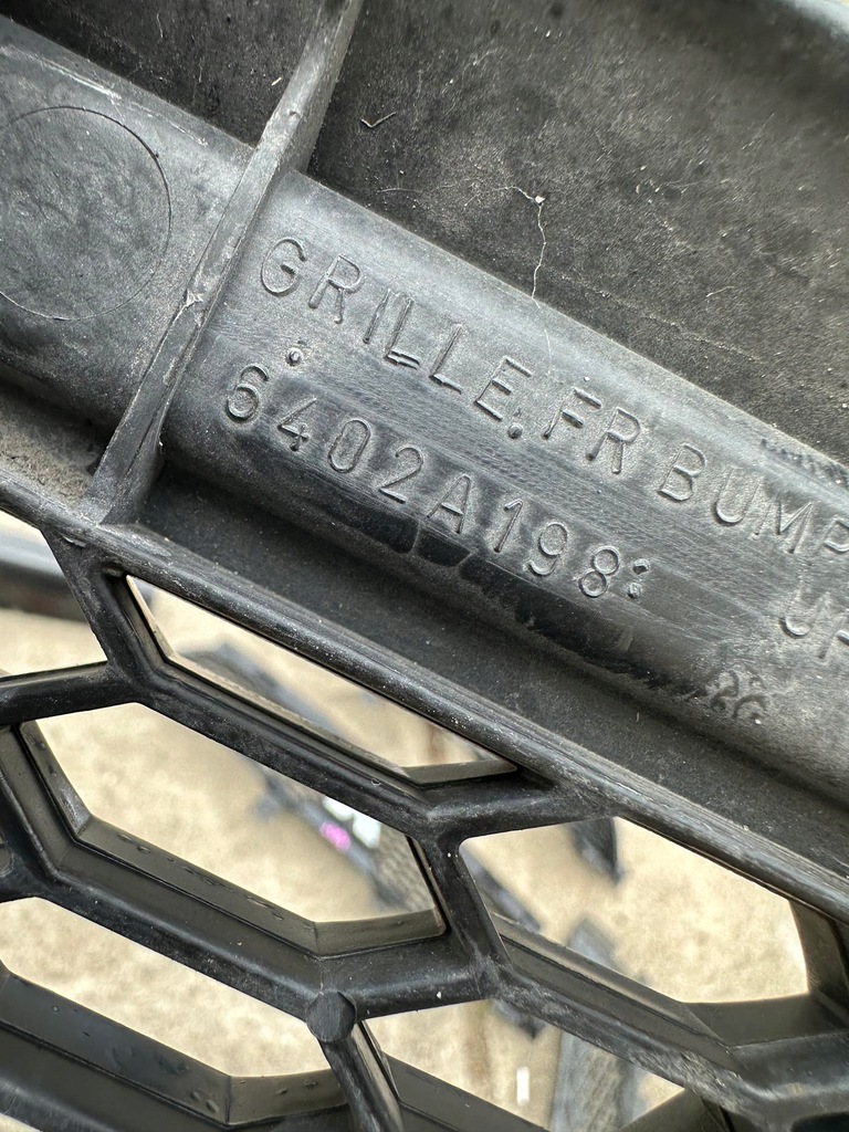 фото №6, Решётка радиатора решётка радиатора бампера mitsubishi outlander ii lift