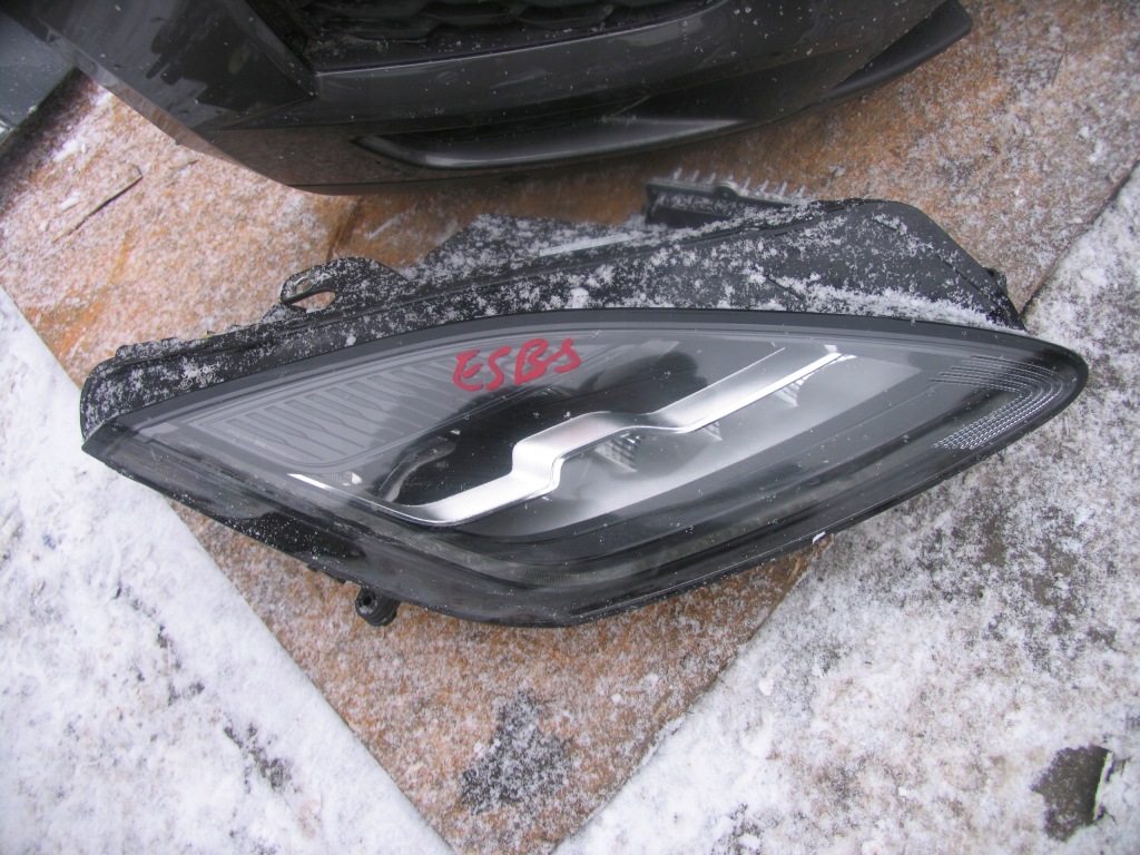 фото №12, Jaguar e-pace перед комплект капот бампер лампа