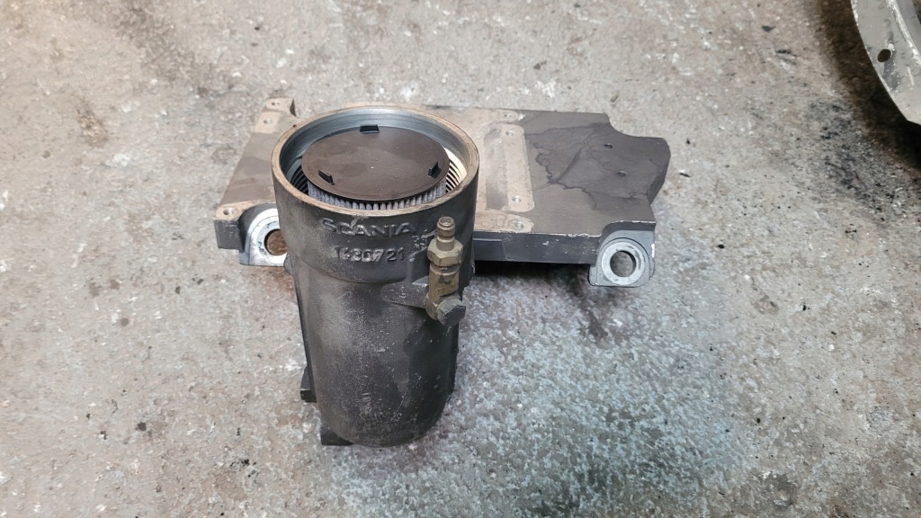 Купити Корпус фільтра пального scania v8 1430721